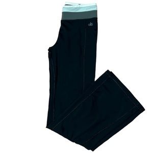 alo Yoga CoolFit, WideLeg pants size S